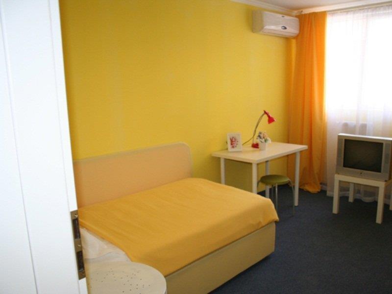 Hotel Nelisse Bukares Ruang foto